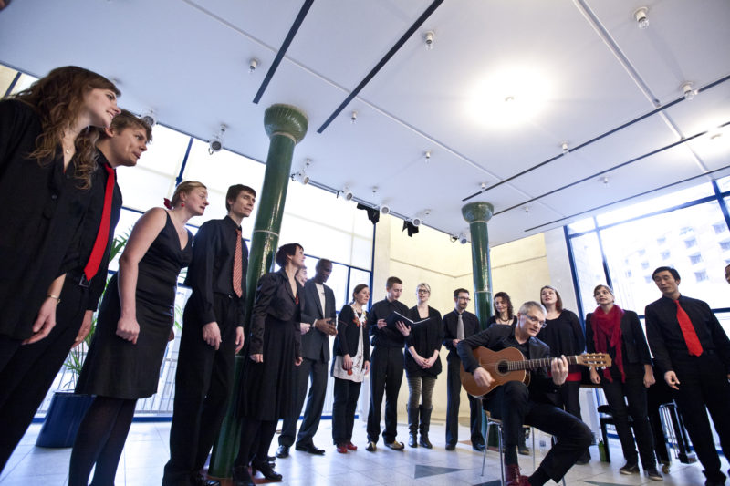 Vokalgruppen Kolorit giver sommerkoncert i Helsinge Kirke. Pressefoto